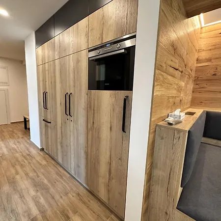 Maj-9 By Interhome Apartment Pec pod Snezkou